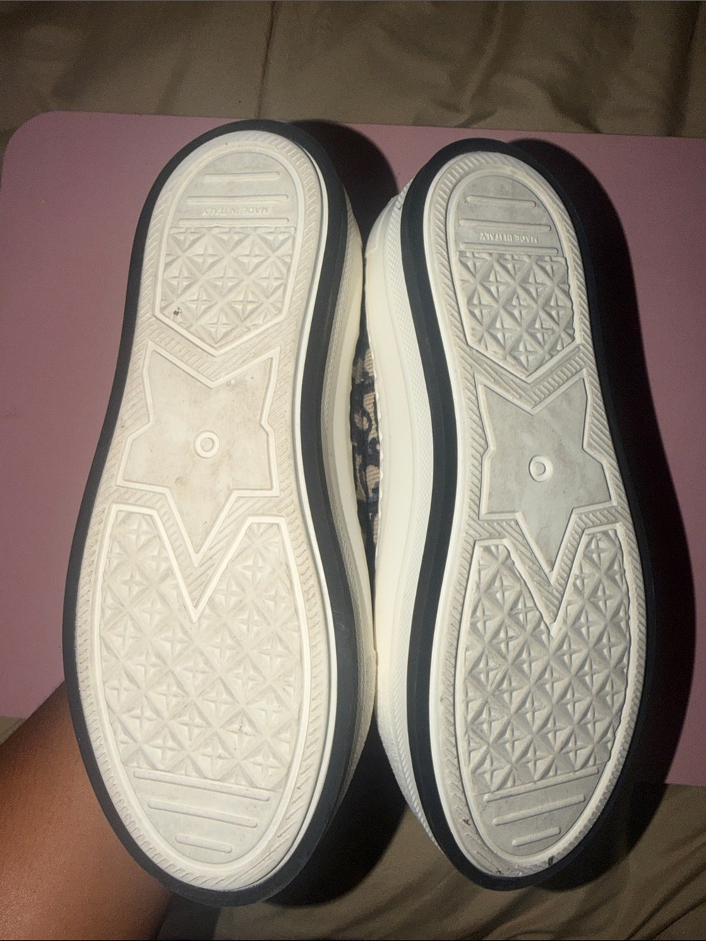 Dior Oblique Low-Top Sneakers in Navy and Cream - Picture 3 of 5